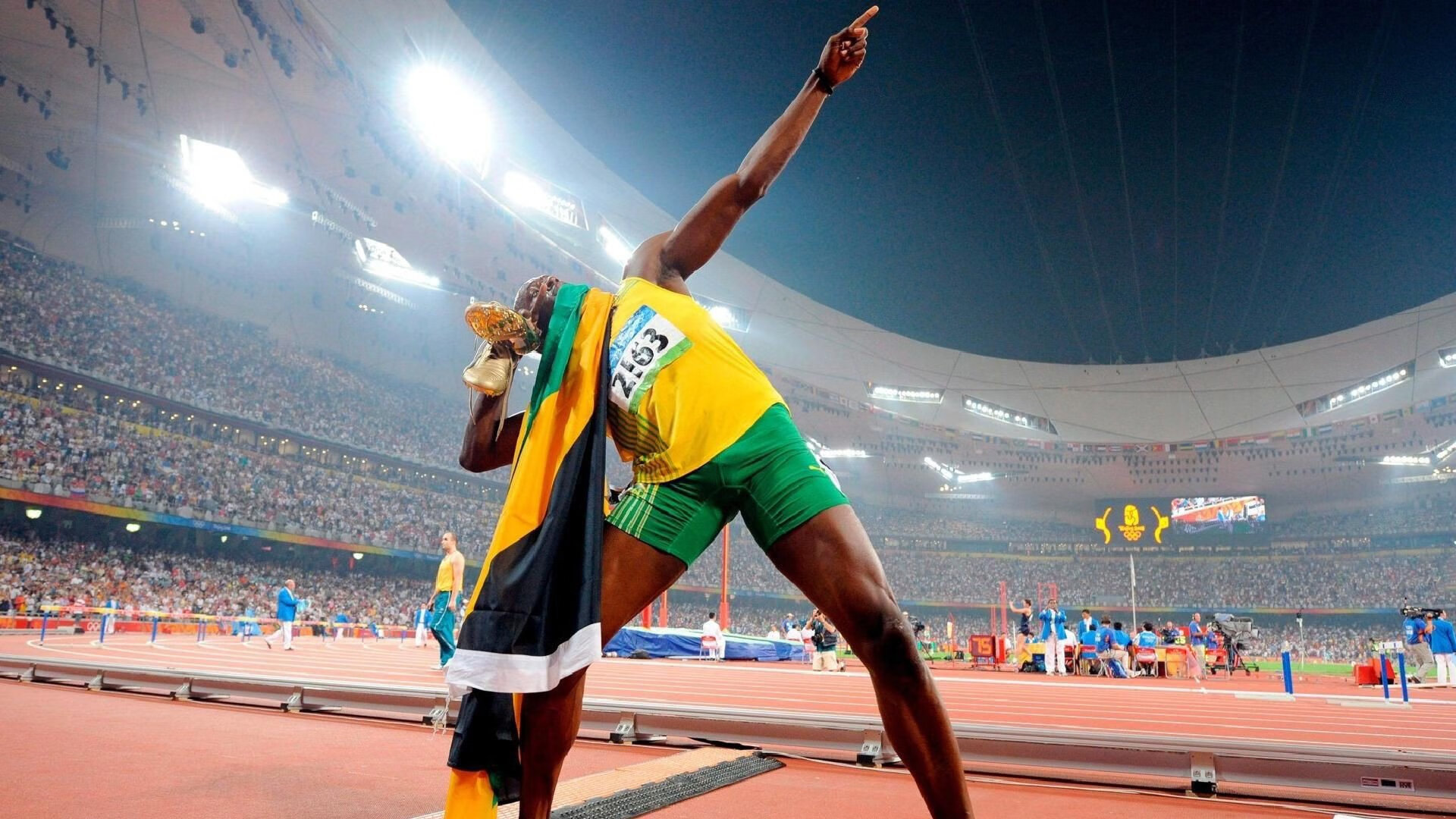 欧冠半决赛激战正酣 豪门对决引爆全球足球热潮